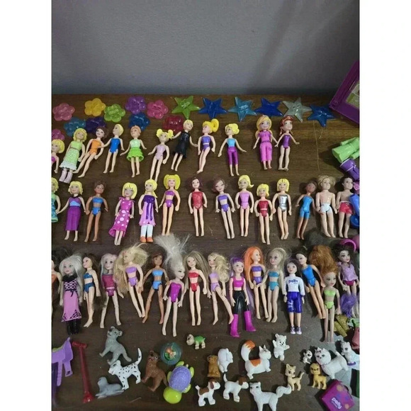 Polly Pocket - Massive Lot Of Dolls Clothing, Pets, and Accessories- Vintage - Picture 4 of 16